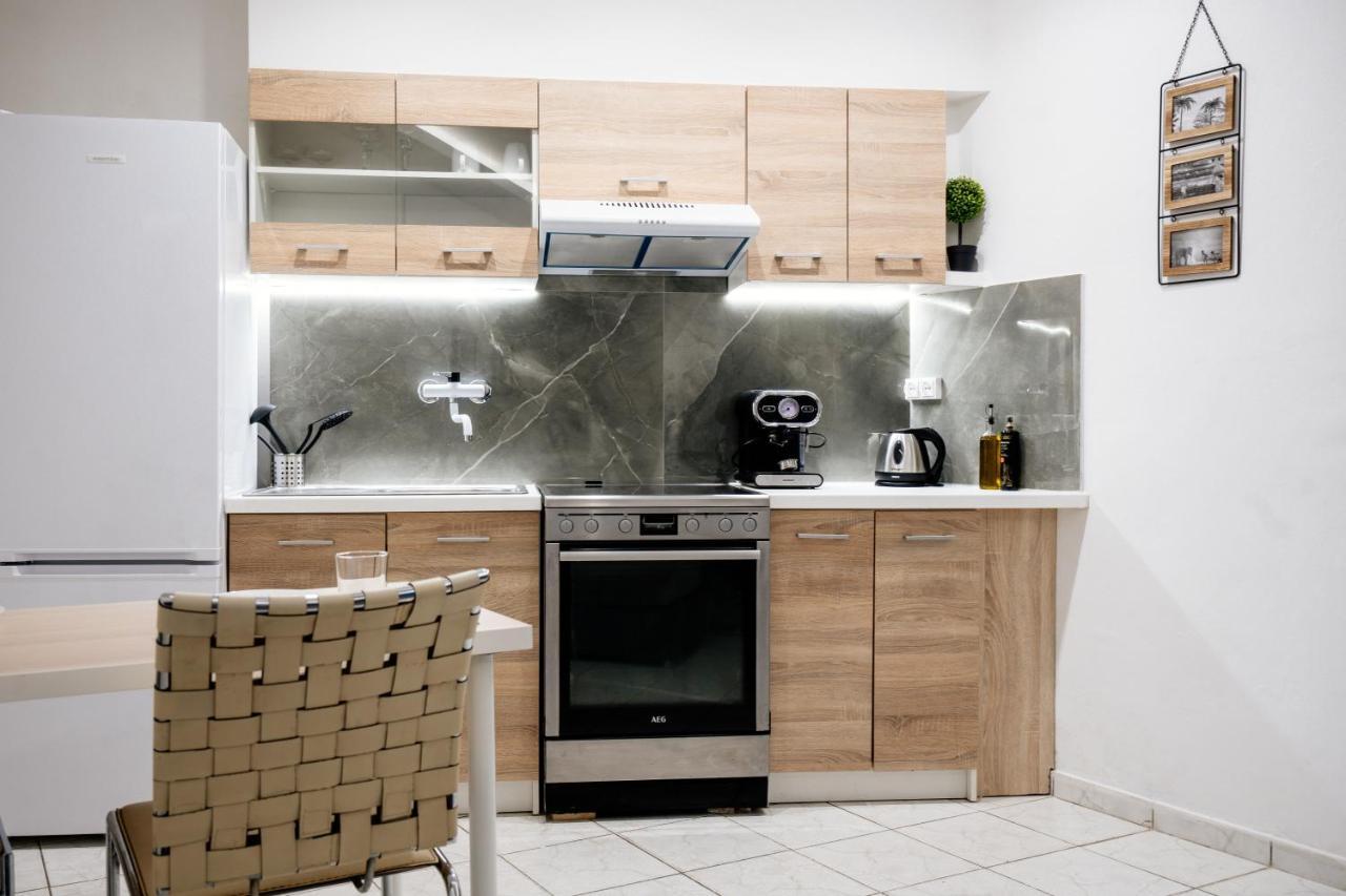 Joseph Seaside Apartment Ираклио Екстериор снимка