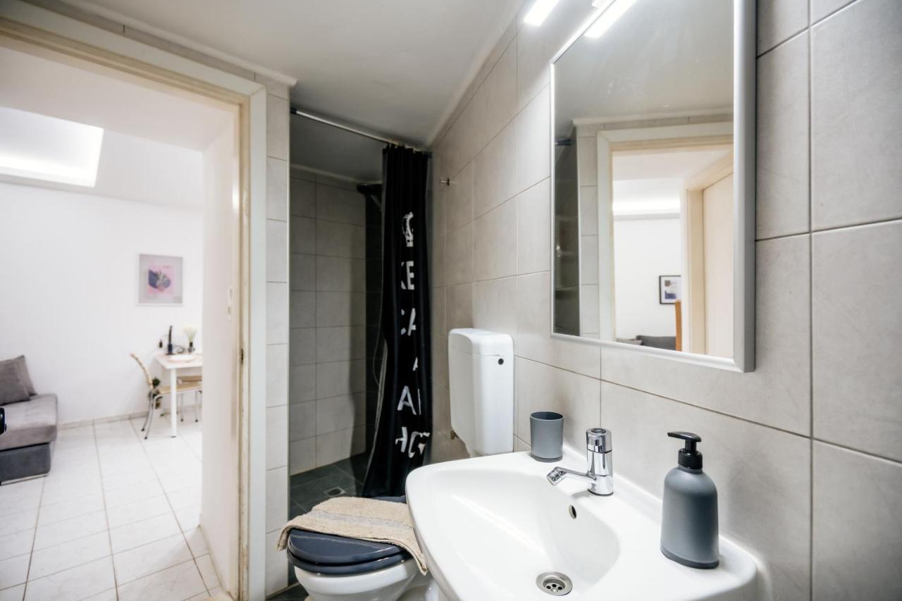 Joseph Seaside Apartment Ираклио Екстериор снимка